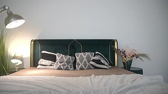 IceDanielles webcam