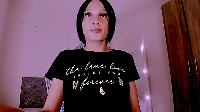 carolinemiller7 webcam