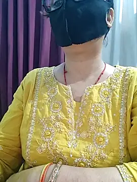 Aishwaryaa_69 webcam