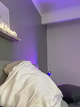 KendalMilleer webcam