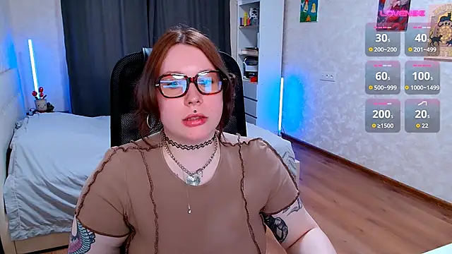 ur_geekgirl webcam