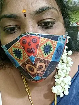 Tamil_Mithra webcam