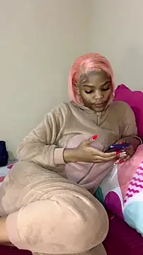 Lady-Amina webcam
