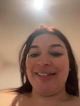sarahreyess_11 webcam
