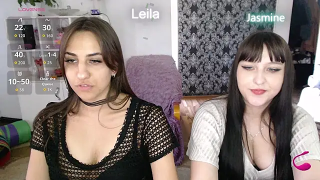 JasmineAdamss webcam