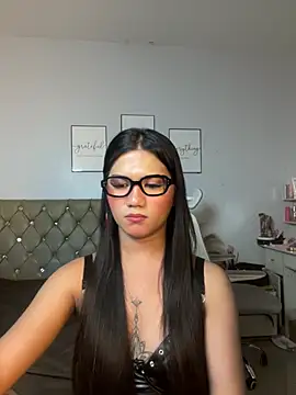 JassmineLove webcam