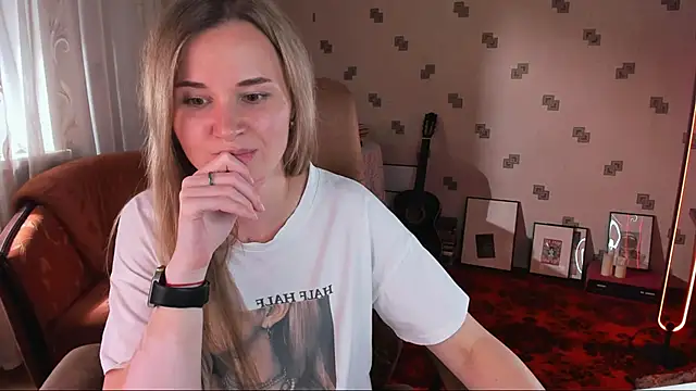 MiaSparkes webcam