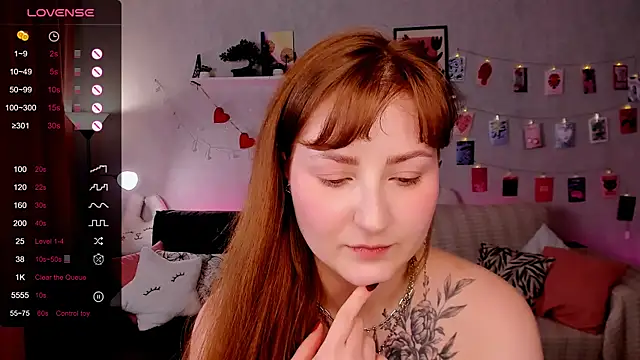 velvet_cherry_ webcam