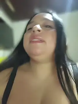 Gatitadiablita35 webcam