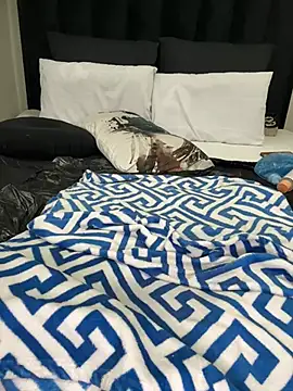 Nicole_bash webcam