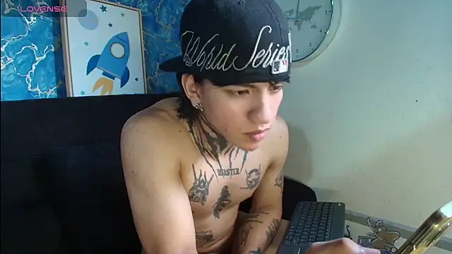 Tessarion_Black webcam