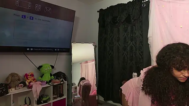 mia_hart webcam