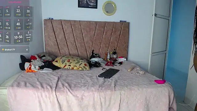issa__love webcam