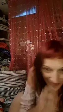 whitetrashdirtyslut webcam
