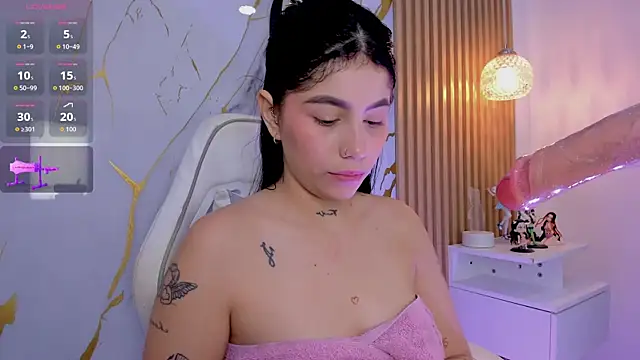 alissaowens_ webcam