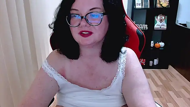 MissTroublle webcam