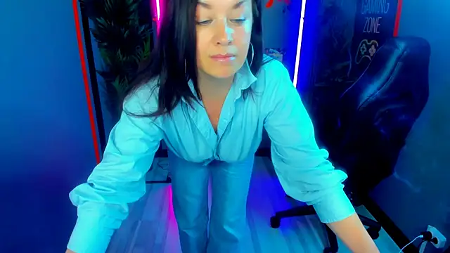 AnaMills live cam on StripChat