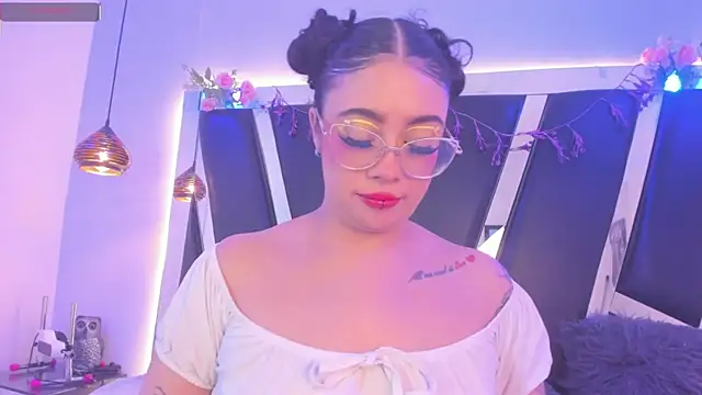 cum chat Antonelllepiercee