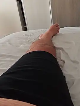 t-dog26 live cam on StripChat