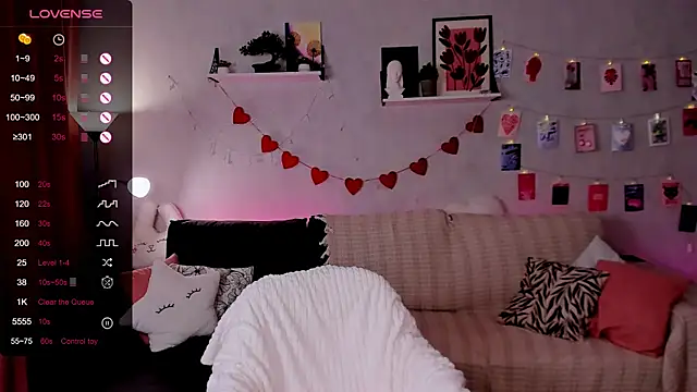 anonymous video chat Velvet Cherry 
