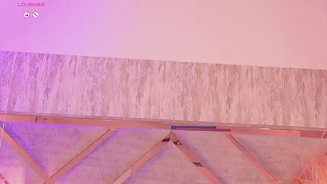 chat cam room Hannah-Prada