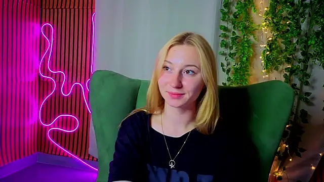web cam nude RosalieHandley