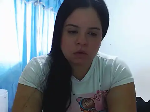 flirt chat room Arabella Hottie 