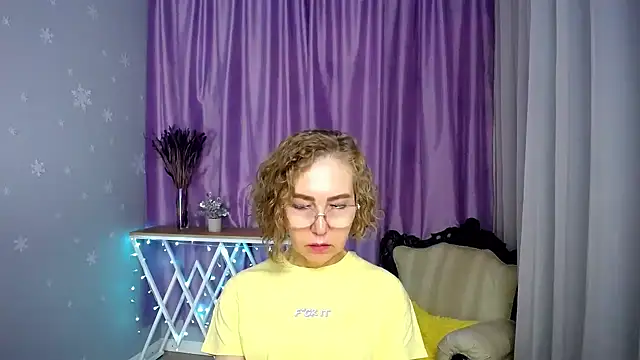 cam2cam chat Queen A N I