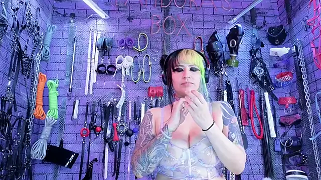 live sexcam PANDORANEZZ