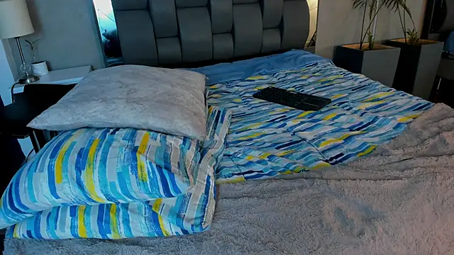 Charlie___Musk webcam