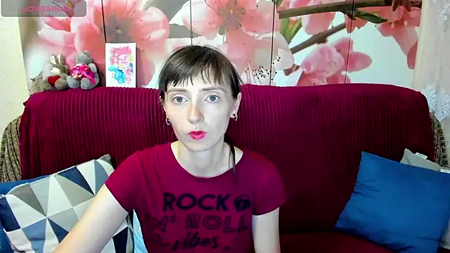 TayanaJons webcam
