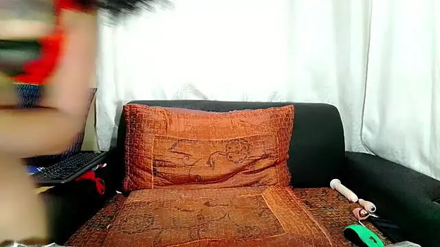 XIndianXFireBallX webcam
