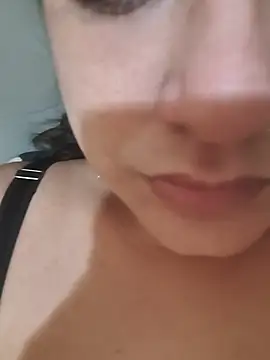 Luna-elle webcam