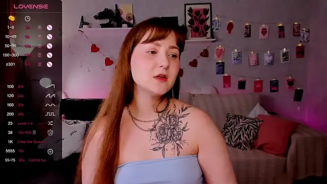 velvet_cherry_ webcam