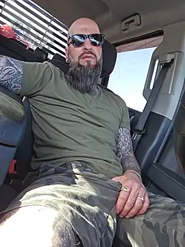 Beardedtattood webcam