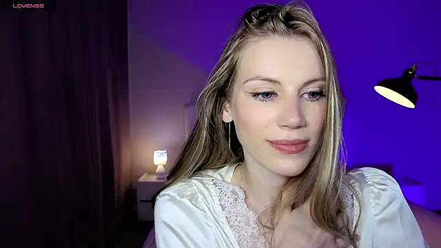 Lilianna_Just webcam