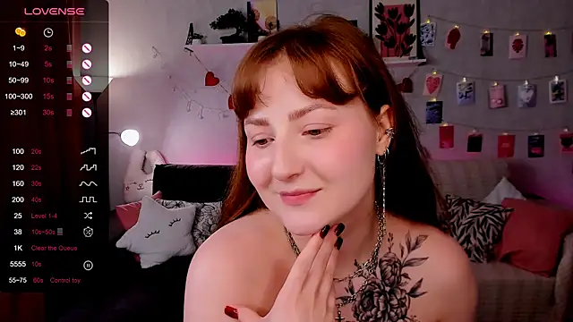 velvet_cherry_ webcam