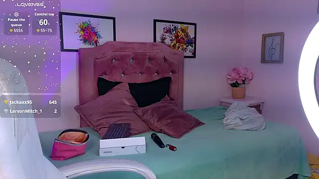Selenee23 webcam