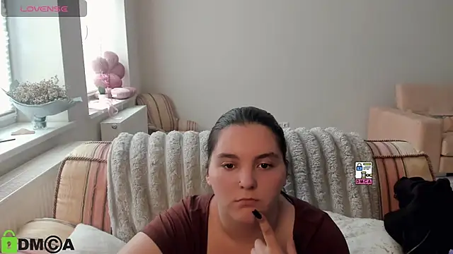 MonikaMooon live cam on StripChat