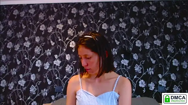 Sophi_Cute webcam