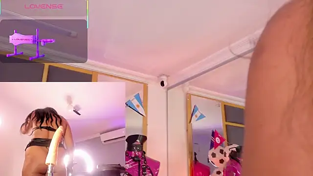 Scarlettt_Ass webcam