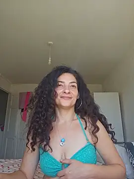 YourGirlNextDoor69 webcam