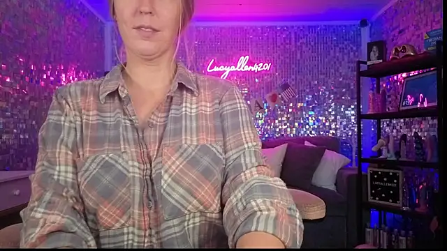 lucyallen4201 webcam