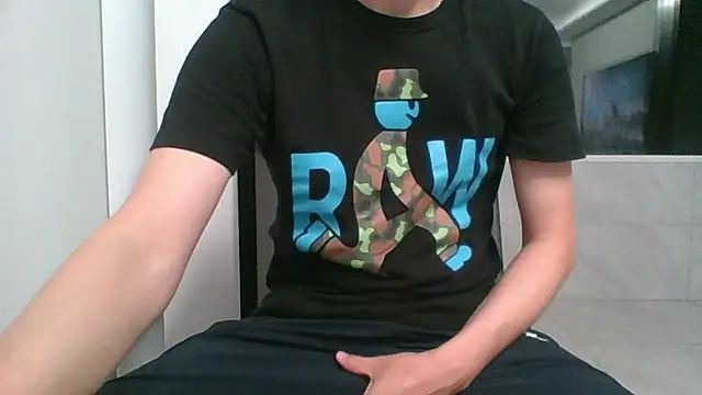 nole_china7 (Ask my age) - talk / fun / cum