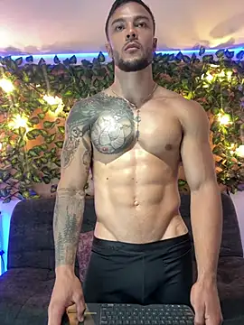 alexander_collin02 live cam on StripChat