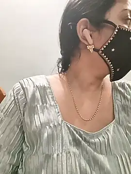 Tamil_shalini