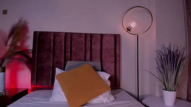 CelesteQueeen webcam