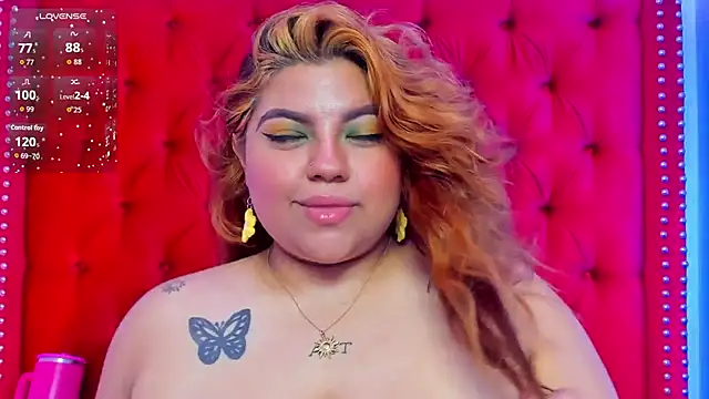 SunnyHoney_ live cam on StripChat