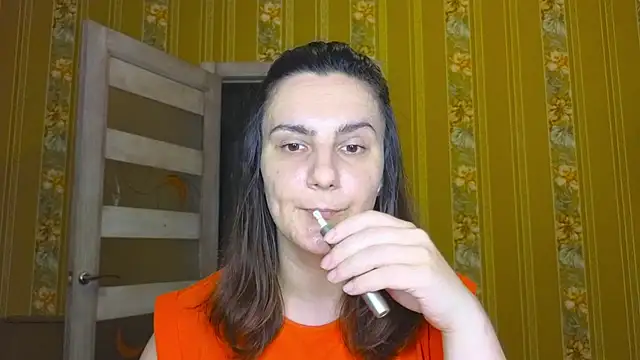 lil_smile webcam