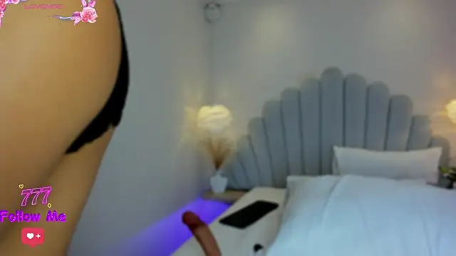 Jade_Natasha30 webcam
